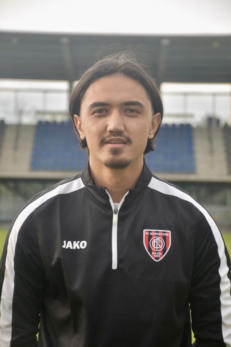 Mostafa Safdari - Assistent