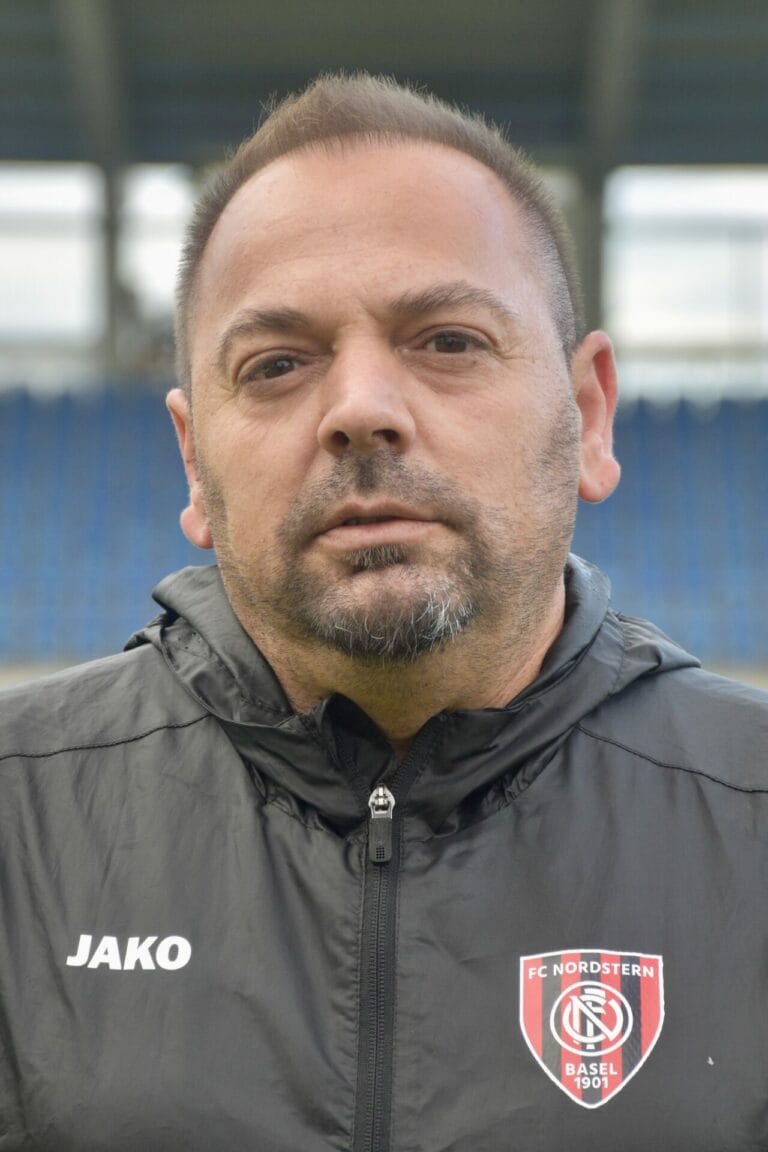 Selajdin Hasani - Ausbilder