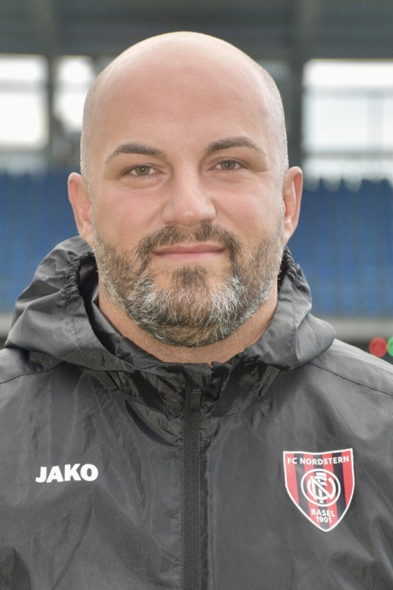 Ardian Morina - Assistent