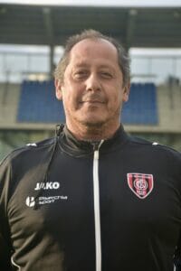 Victor Araya - Ausbilder